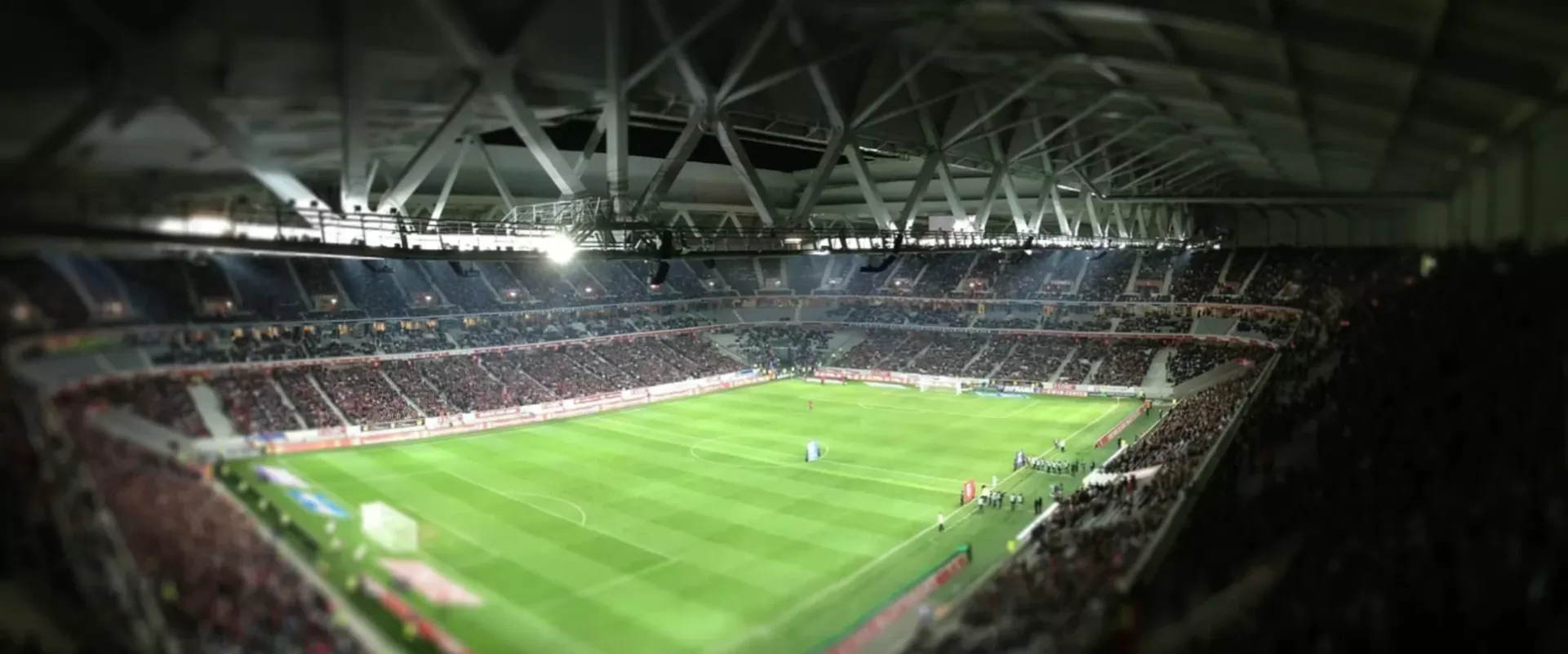 华体会官方看板 - 智策未来：多维赛事胜率精准预测中心